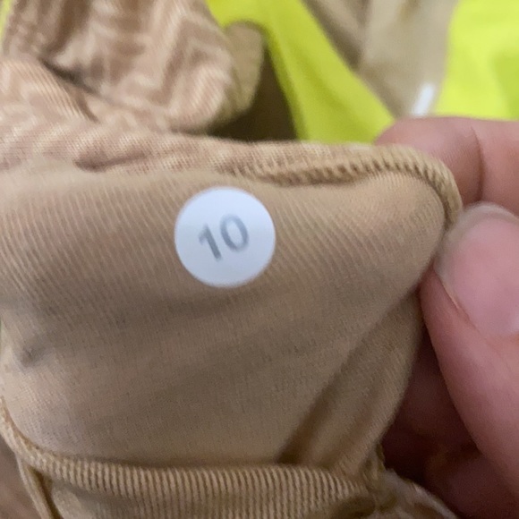 Lululemon Tank - Picture 4 of 4